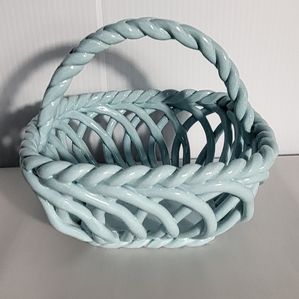 Grace Pantry Hand Woven Ceramic Basket Blue Pastel‎ Decorative Trinket Candy - Picture 2 of 6